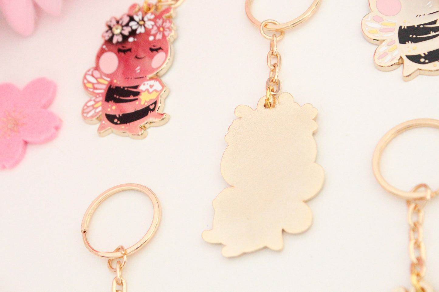 Golden Buzz: Cute Bee Keychain with Honeycomb - Stylish and Cute Accessory - Charenji
