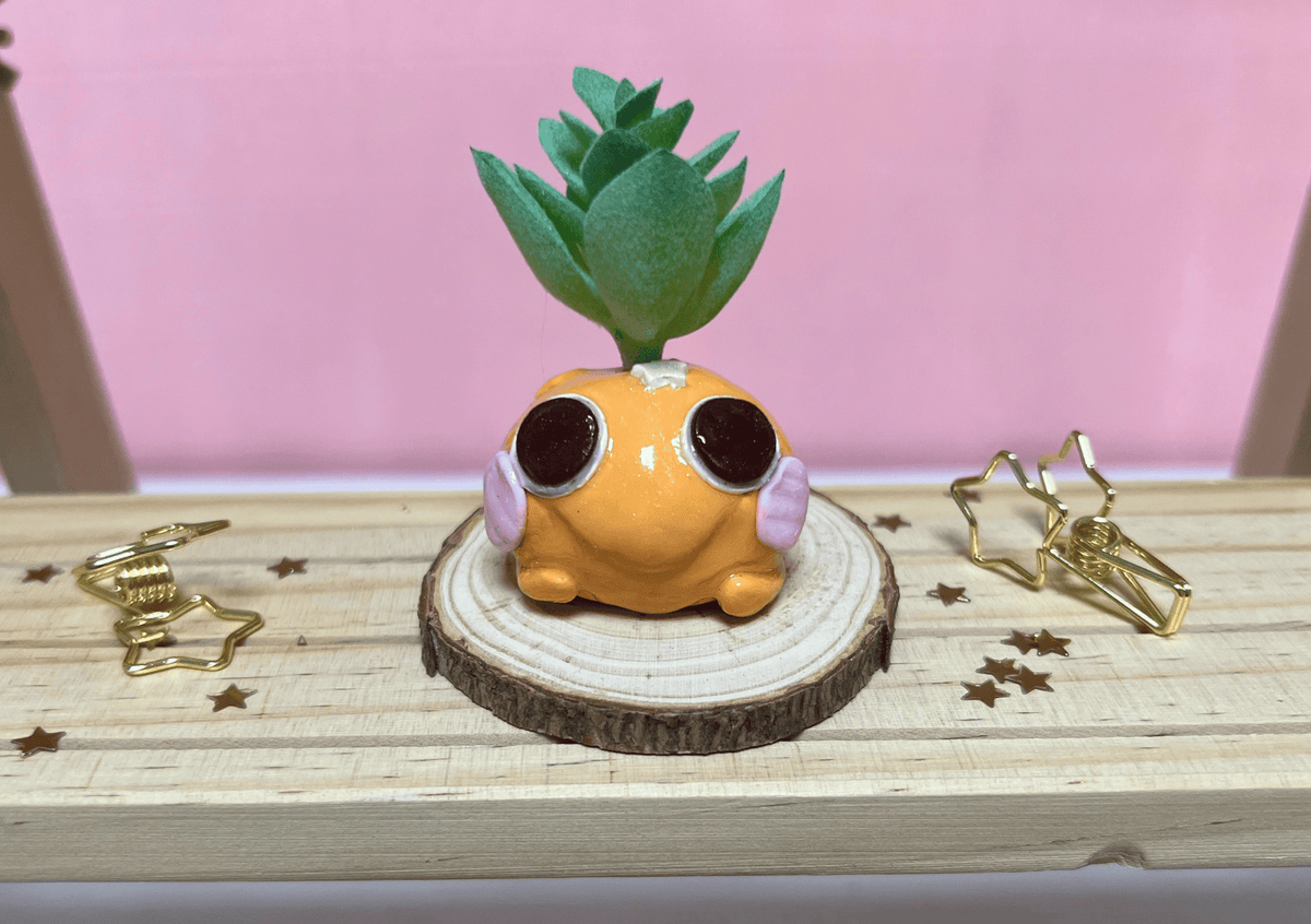 Clay Froggy Orange