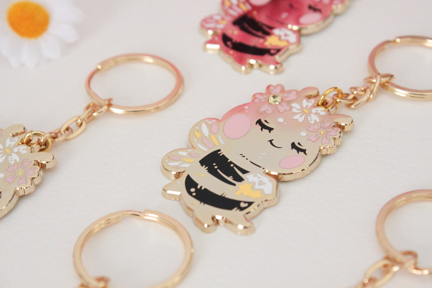 Golden Buzz: Cute Bee Keychain with Honeycomb - Stylish and Cute Accessory - Charenji