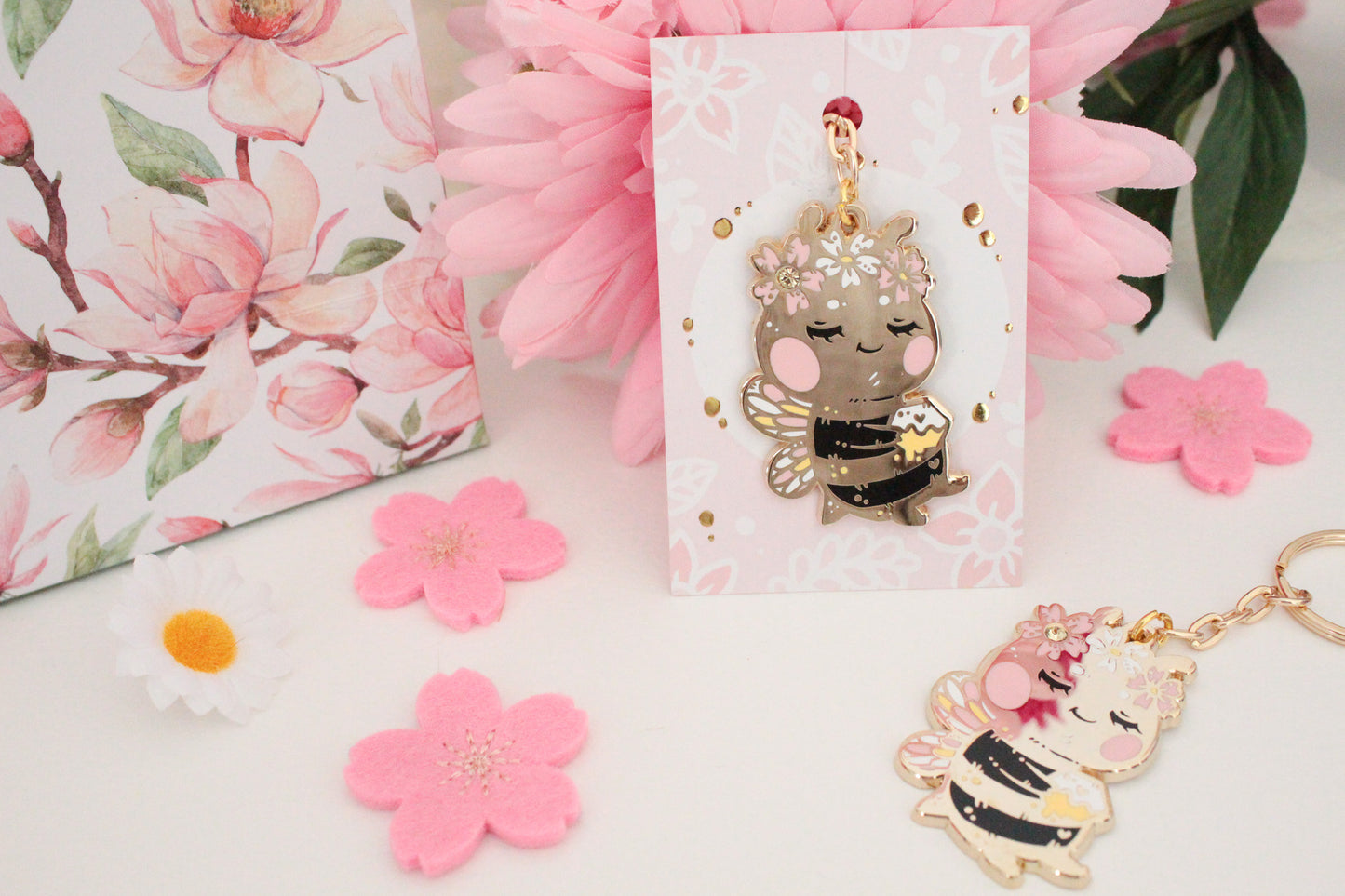 Golden Buzz: Cute Bee Keychain with Honeycomb - Stylish and Cute Accessory - Charenji