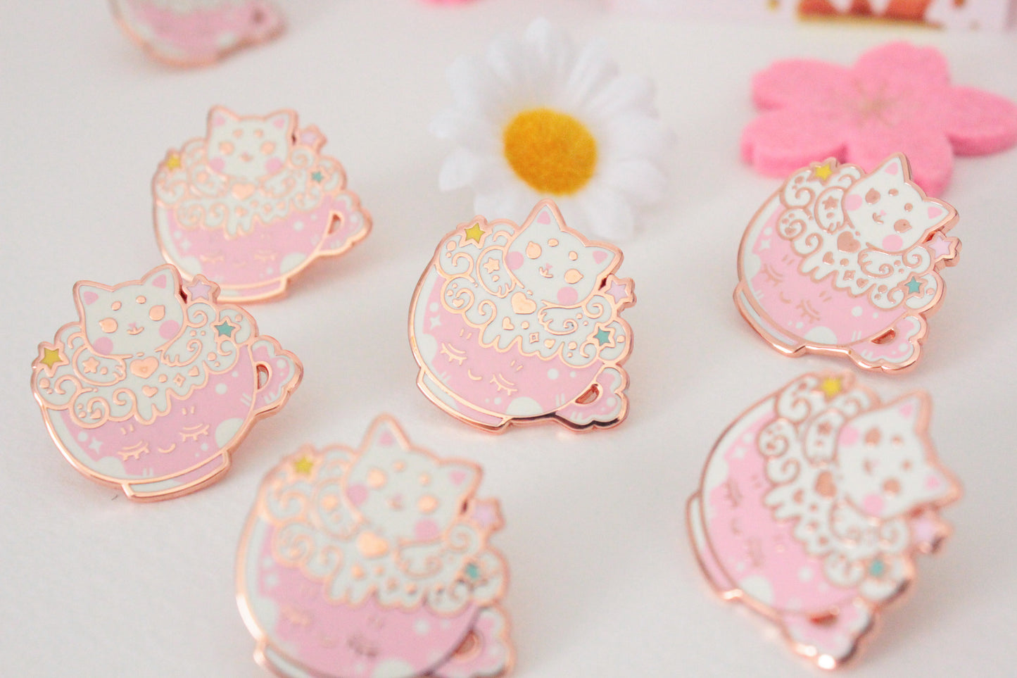 Catpuccino Enamel Pin - Start your day with catpuccino - Cute cat pin - rosé gold - Charenji