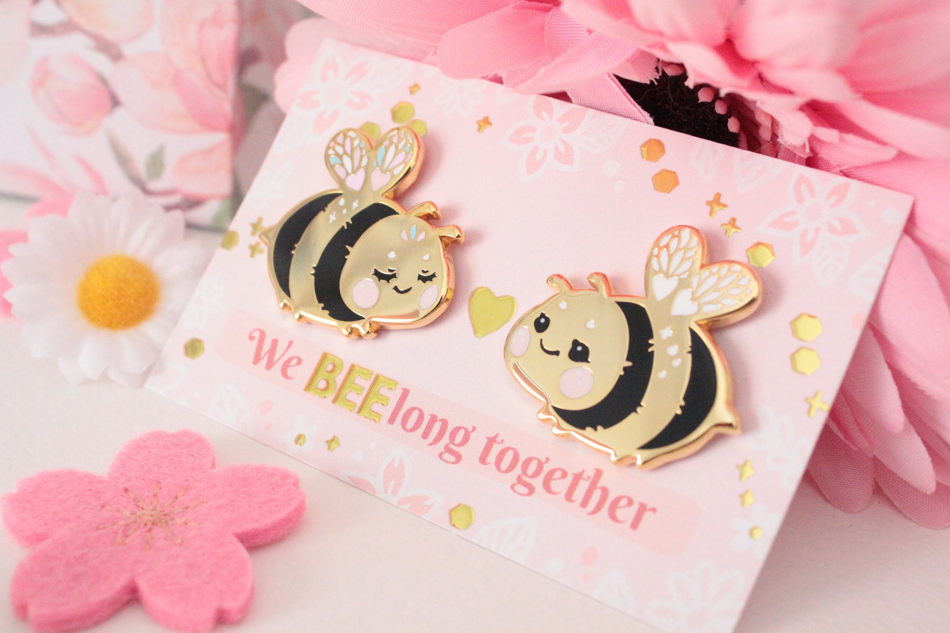 SET Cute and shiny bumblebee enamel pins - best friends or couple pins - couple matching gift - Charenji