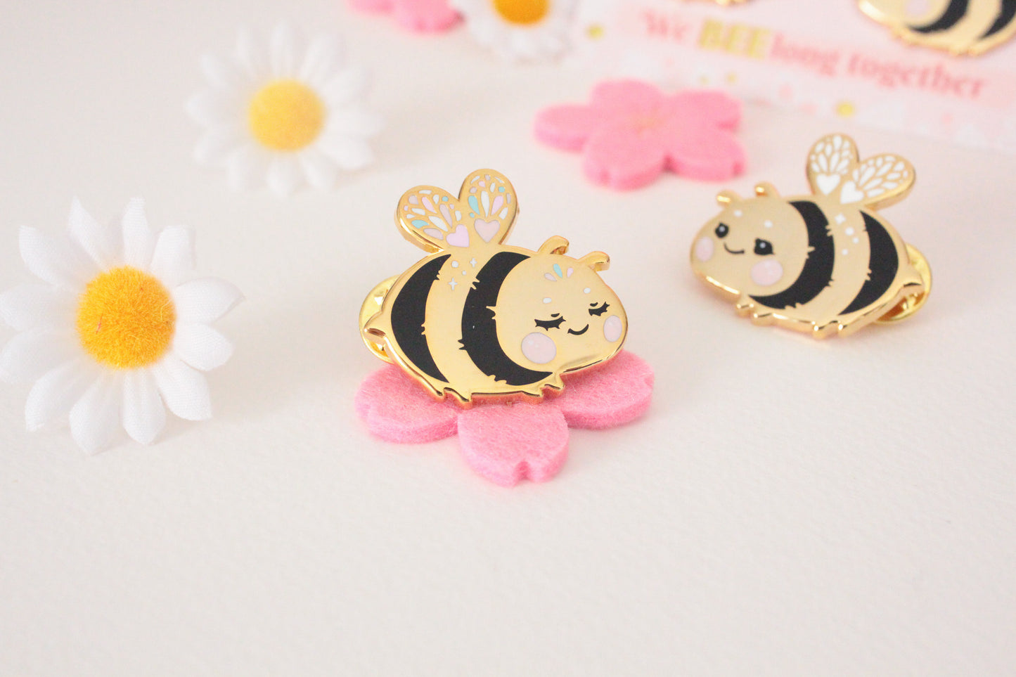 SET Cute and shiny bumblebee enamel pins - best friends or couple pins - couple matching gift - Charenji