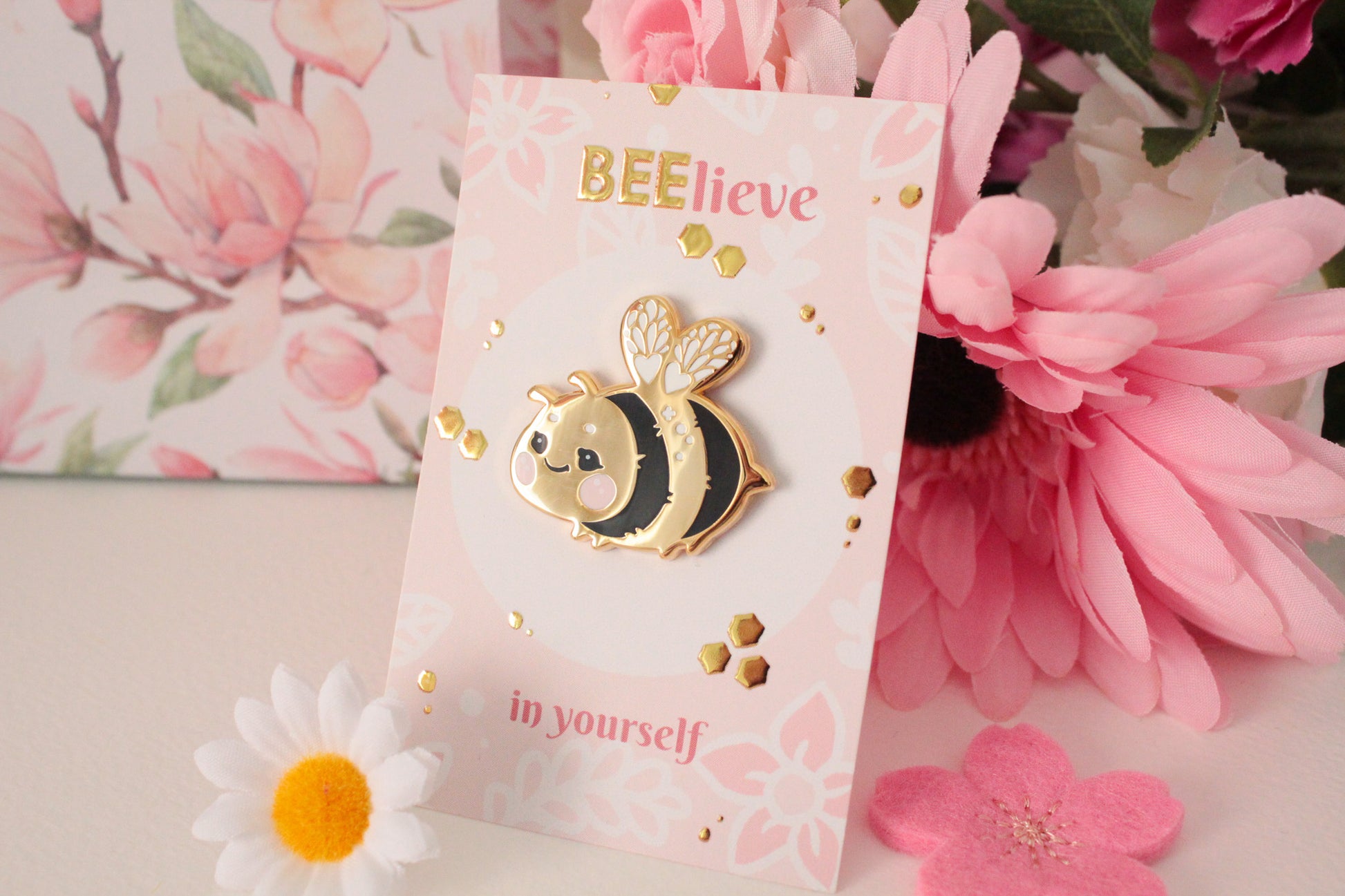 Cute and shiny bumblebee enamel pin "Honey" - Believe in Yourself - with glossy backing card - Charenji