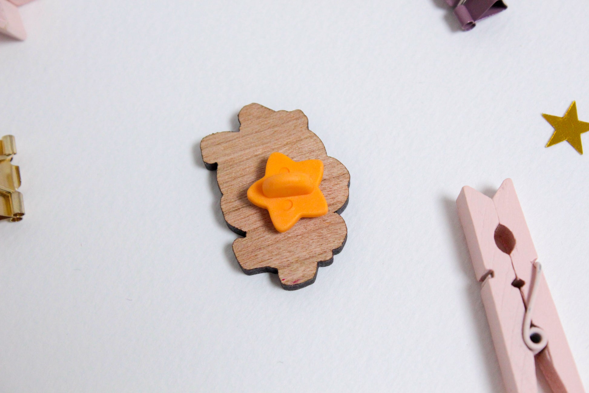 Bee Wooden Pin with Inspirational Quote - You are bee-autiful - Cute 3 cm Bee Motif Pins - Charenji