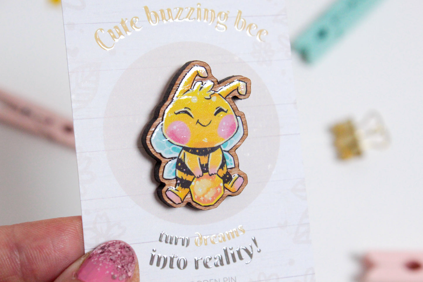 Bee Wooden Pin with Inspirational Quote - Create Your Reality - Cute 3 cm Bee Motif Pins - Charenji