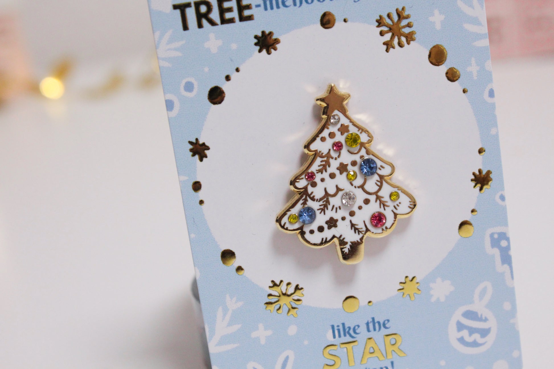 Christmas tree enamel pin - Gold and white with colorful rhinestones - For a bright Christmas - Charenji