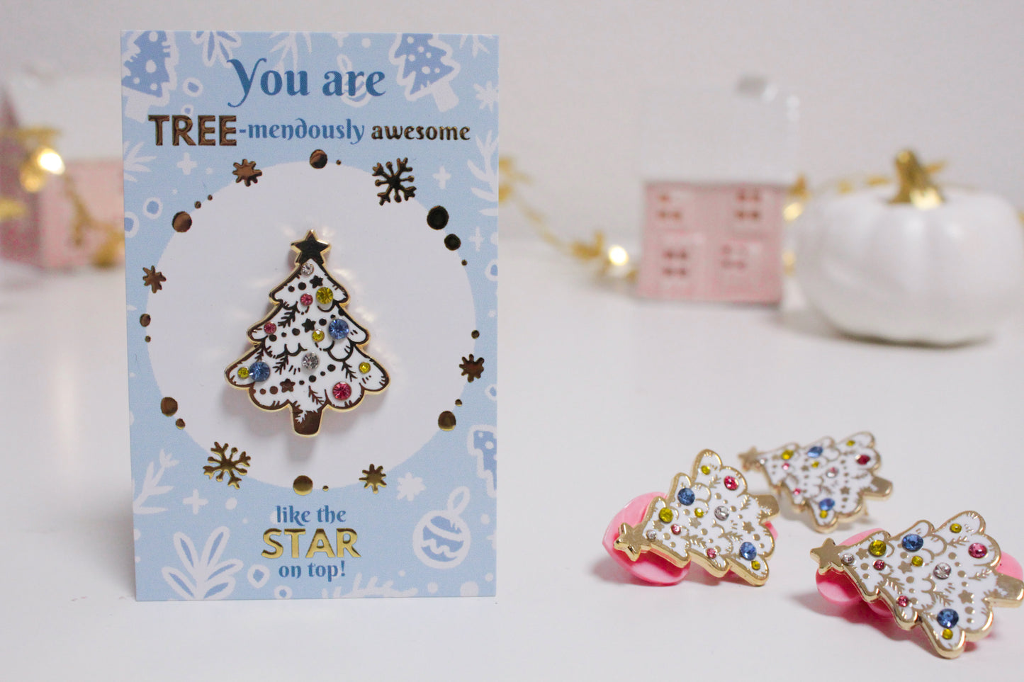 Christmas tree enamel pin - Gold and white with colorful rhinestones - For a bright Christmas - Charenji
