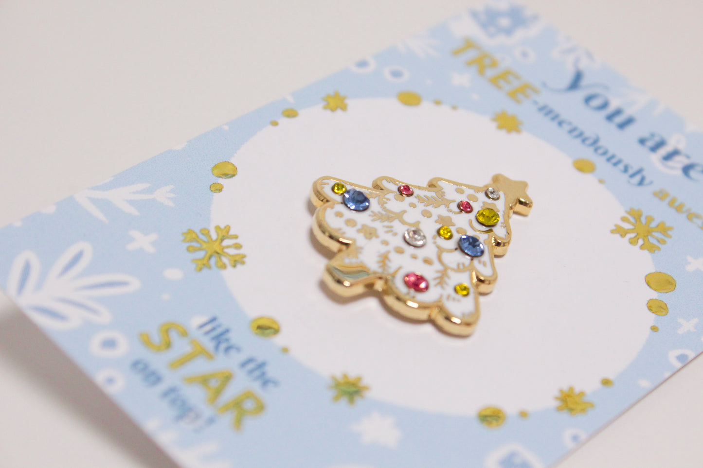 Christmas tree enamel pin - Gold and white with colorful rhinestones - For a bright Christmas - Charenji