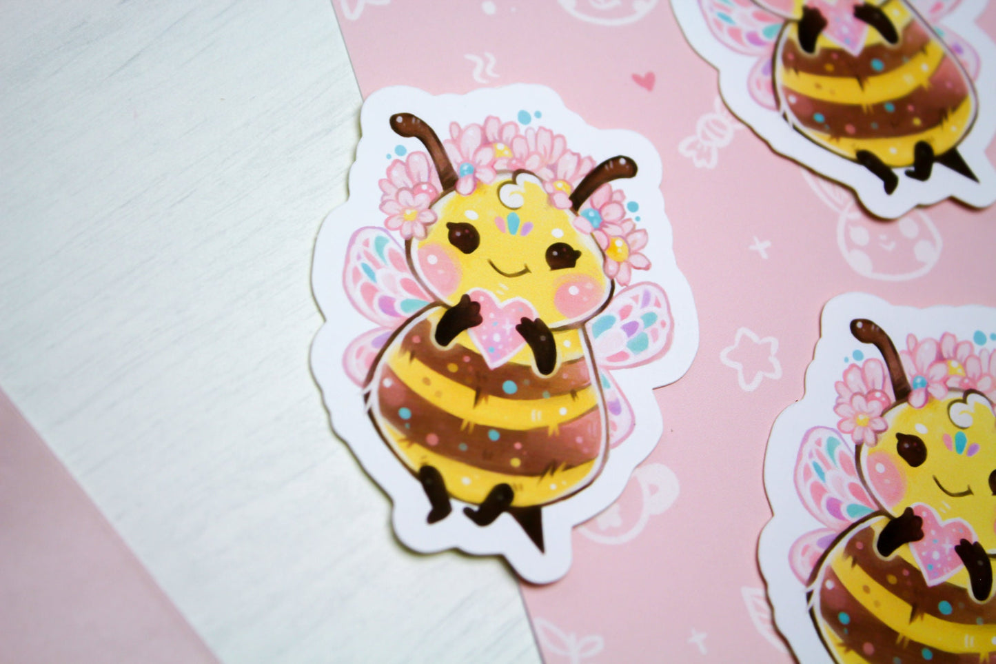 Bumblebee queen "BeeLinda" - PAPER or VINYL Sticker - Charenji