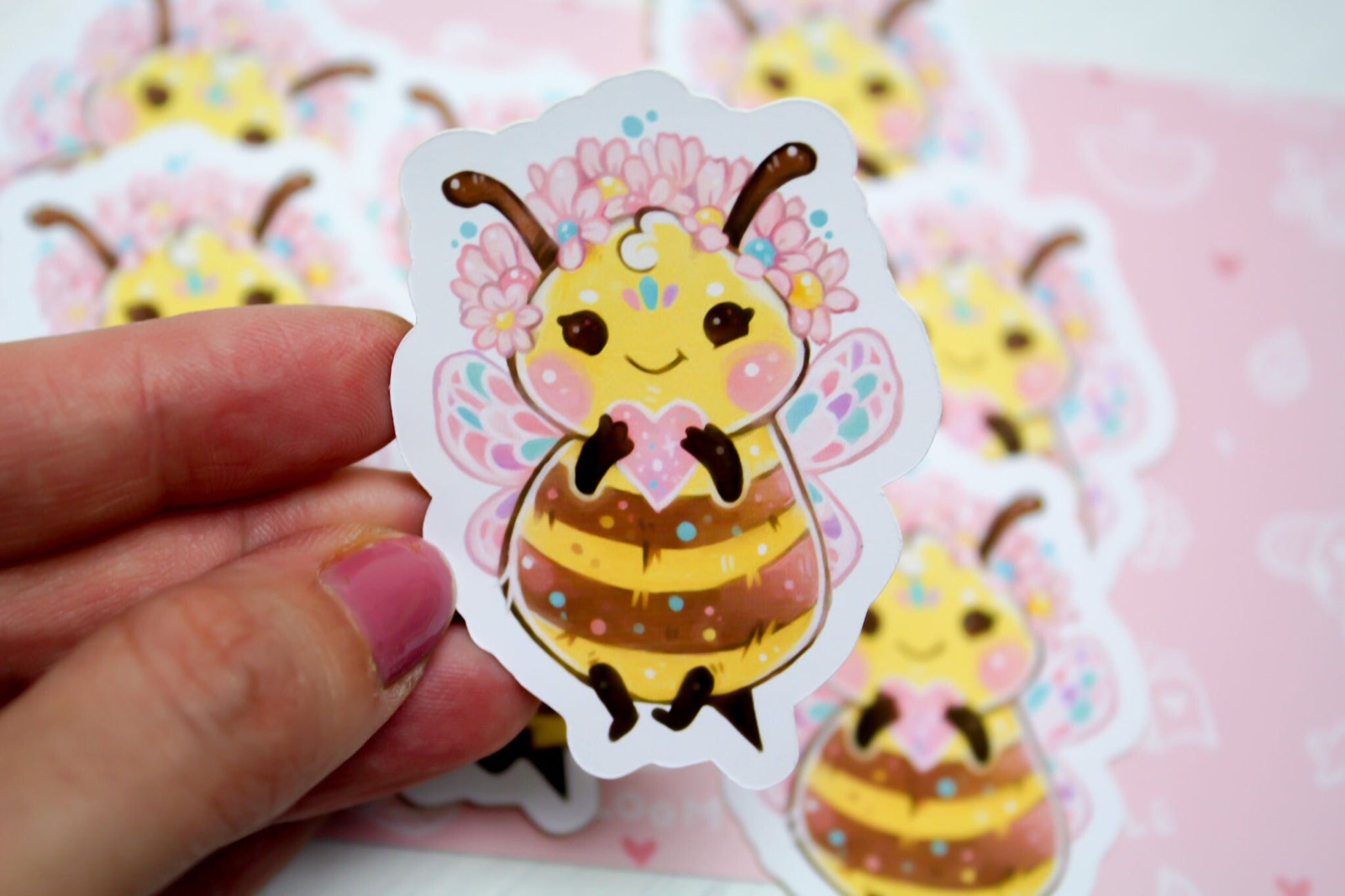 Bumblebee queen "BeeLinda" - PAPER or VINYL Sticker - Charenji